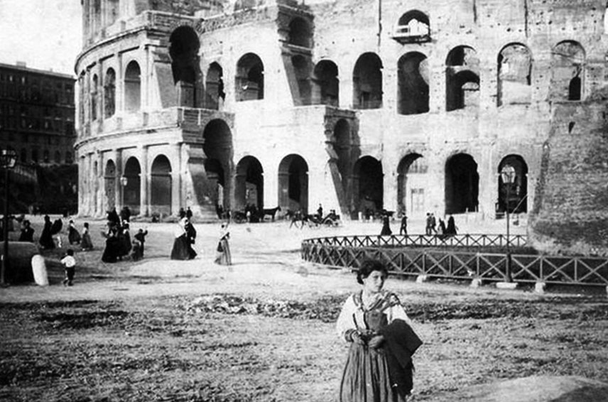 1890 Image of the Colosseum and Meta Sudans. Via Roma Ieri Oggi
